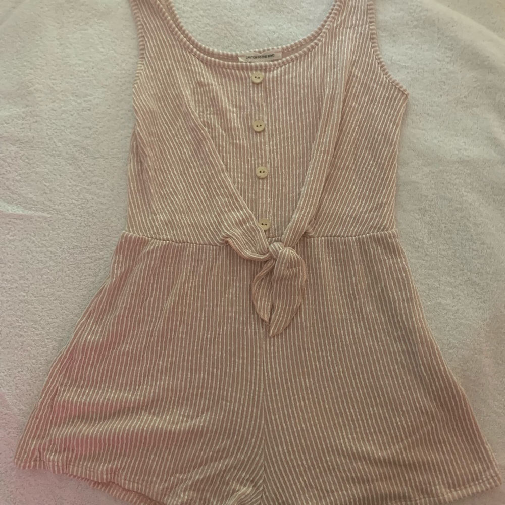 Summer Romper cotton button down ☀️🕶